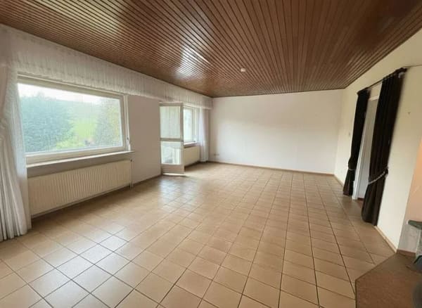 Immobilie in Heppenheim - Doppelhaushälfte mit Garten, Charme und individuellem Gestaltungsspielraum - Bild 3