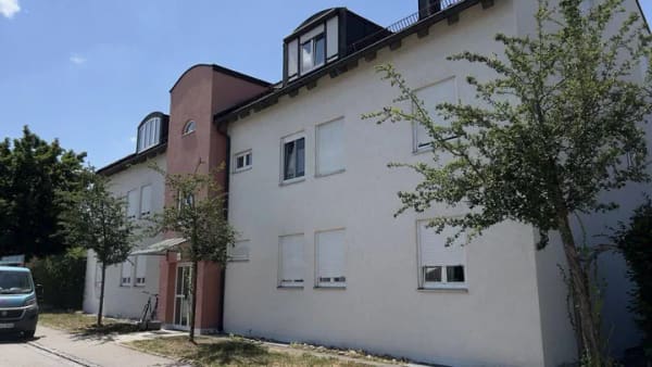 Immobilie in Emmerting - Zukunftssichere Fernwärme (Neu 2023) | Top-Primärenergie Klasse A+! |2Zi-DG Whg, Sonnenbalkon und TG - Bild 0