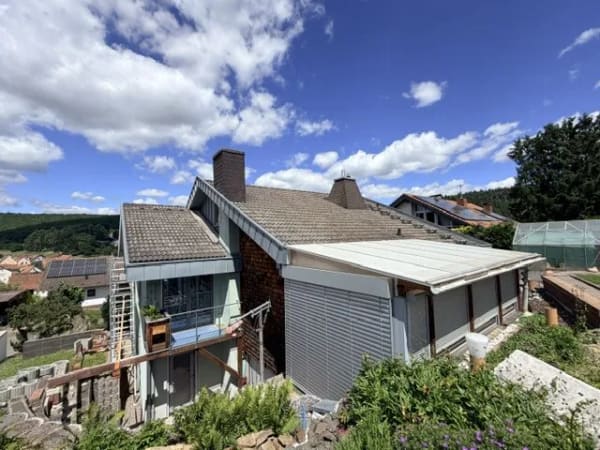 Immobilie in Oberwiesen - EUPORA® Immobilien: Großzügies Wohnhaus mit Garagen und Garten in Oberwiesen. - Bild 3