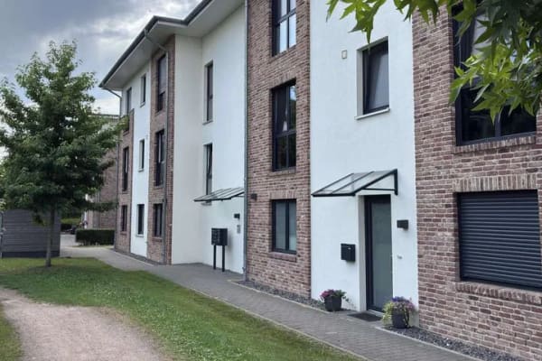 Immobilie in Hasloh - Provisionsfrei | Moderne 2-Zi.-Wohnung Nr. 1, Haus 6c | Eigener Eingang | Terrasse | PKW-Stellplatz - Bild 2