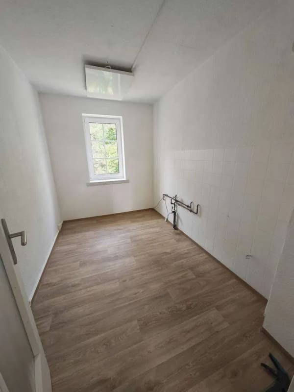 Immobilie in Teichland - Mehrfamilienhaus mit 4 Wohneinheiten, 8 Garagen und großem Garten Nähe Cottbuser Ostsee zu verkaufen - Bild 4