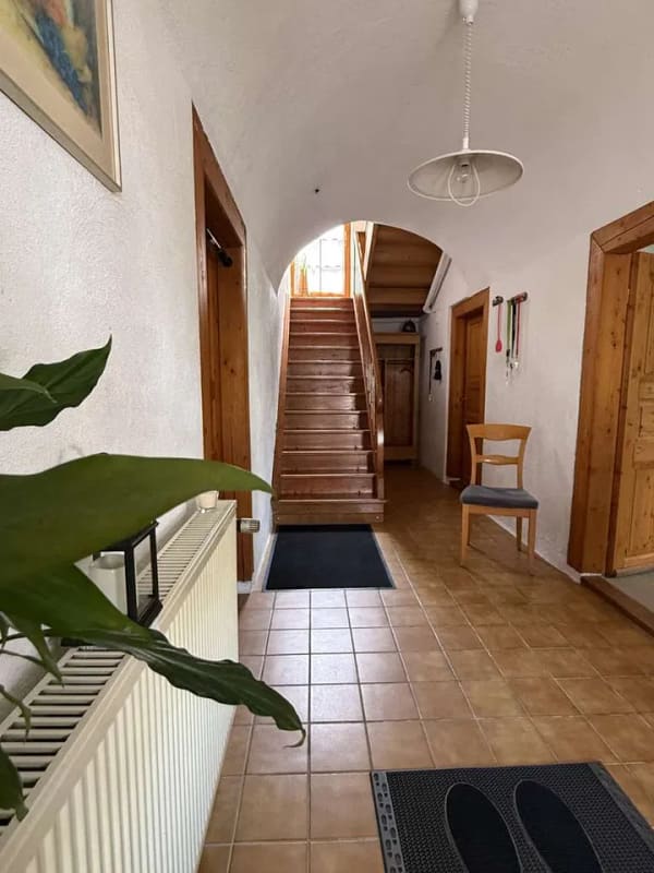 Immobilie in Mietingen - Charmantes Einfamilienhaus + separaten 372 m² Grundstück - Bild 3