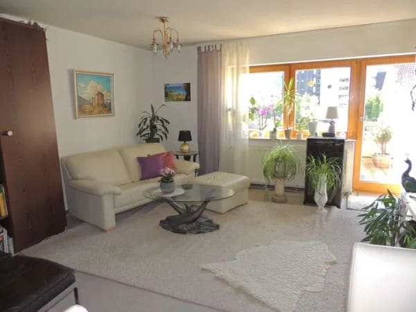 Immobilie in Gruibingen - Am Ortsrand mit Aussicht und Ruhe, 3 - Zimmer Eigentumswohnung - Bild 2