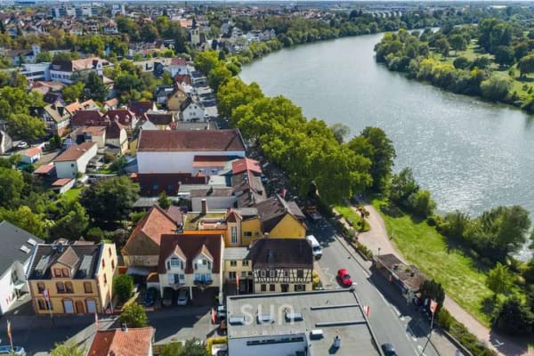 Immobilie in Kelsterbach - ZUHAUSE AM WASSER – Historisches Wohnhaus mit 195 m² Wfl. direkt am Main - Bild 1