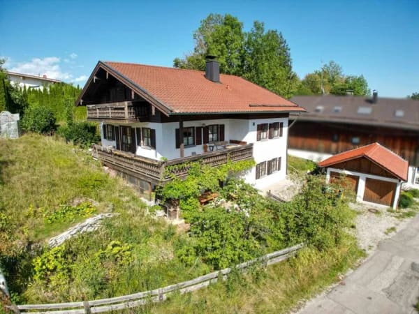 Immobilie in Feldkirchen-Westerham - Landhaus mit Erdwärmeheizung, 260 m², 751 m² Grundstück - Bild 1