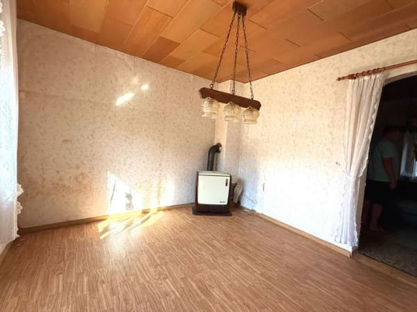 Immobilie in Homburg - Einfamilienhaus mit großem Grundstück und Entwicklungspotenzial in Homburg-Jägersburg - Bild 1