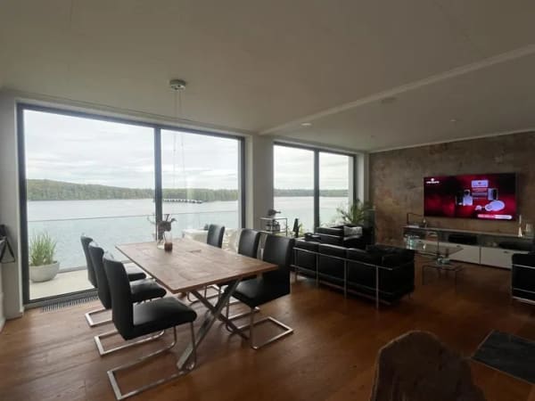 Immobilie in Pinnow - Wo Natur und Lebensqualität zuhause sind – außergewöhnliches Neubau-Anwesen direkt am See - Bild 3