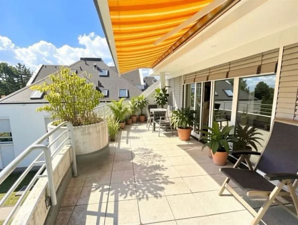 Immobilie in Wiesbaden - Wo die Dachterrasse zum zweiten Wohnzimmer wird – Penthouse-Maisonette über zwei Ebenen - Bild 0