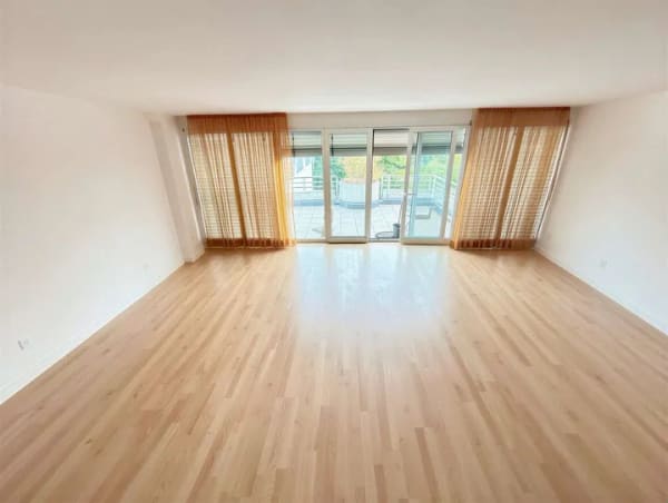 Immobilie in Wiesbaden - Wo die Dachterrasse zum zweiten Wohnzimmer wird – Penthouse-Maisonette über zwei Ebenen - Bild 4