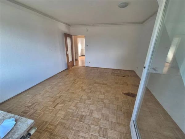 Immobilie in Jever - Bezugsfreie Dachgeschosswohnung in ruhiger und zentraler Wohnlage - Bild 3