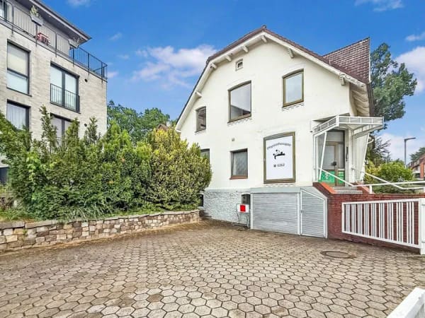 Immobilie in Geesthacht - Stadthaus mit eigenen Parkflächen - Bild 3