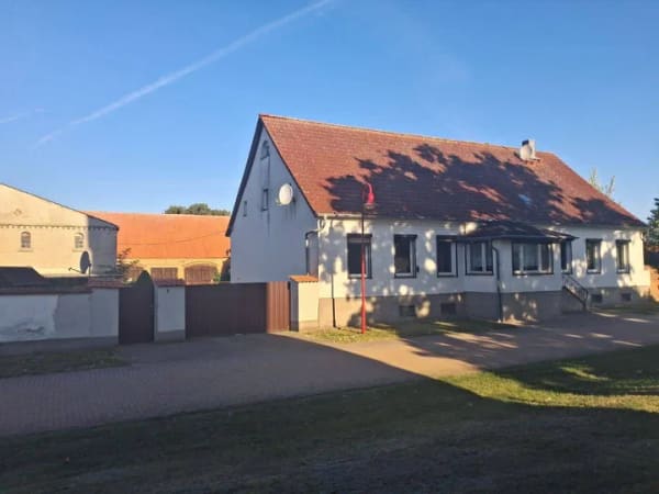 Immobilie in Fehrbellin - Schöner Vierseitenhof ,Platz für 2 Familien  - Bild 0