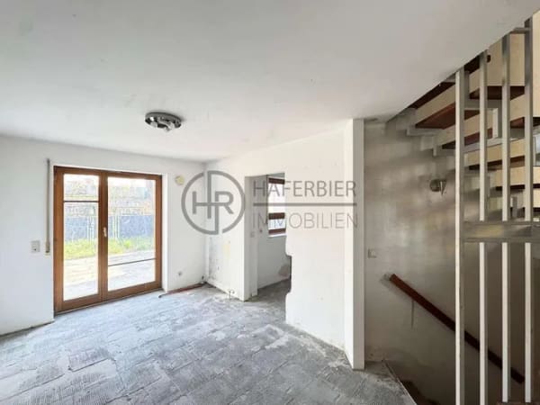 Immobilie in Oberstenfeld - PROJEKT MIT POTENZIAL | Split-Level-Haus in Oberstenfeld – Verkauf gegen Gebot - Bild 4