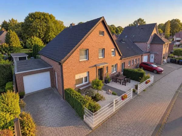 Immobilie in Sassenberg - Eigentum statt Miete - hier ist es möglich! Großzüge  Maisonette-Wohnung im Zentrum von Sassenberg - Bild 0
