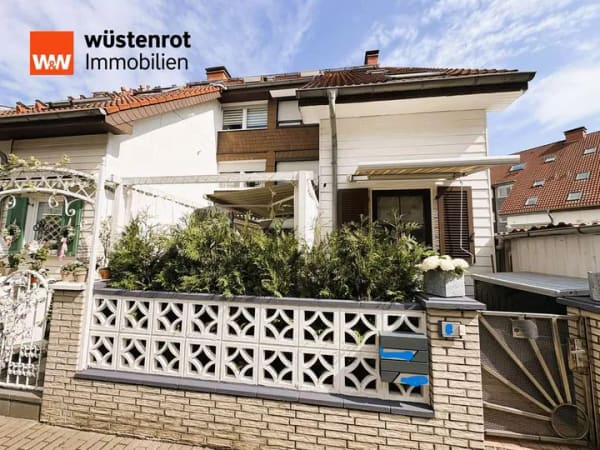 Immobilie in Moers - Mehr als eine Wohnung: 
Modernisiertes Stadthaus mit Terrasse & Garage auf Erbpacht - Bild 2