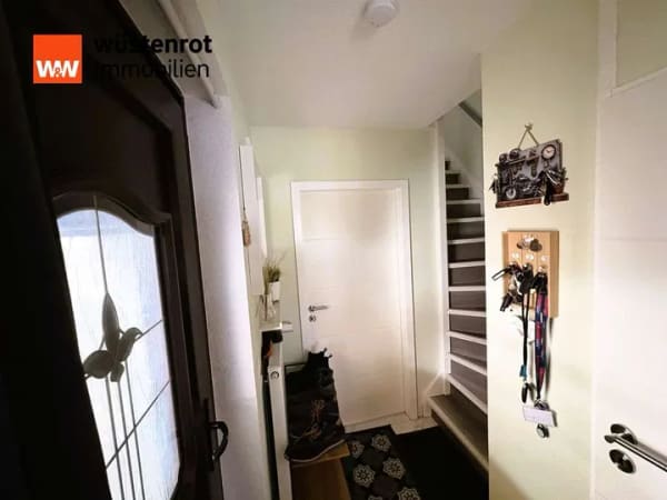 Immobilie in Moers - Mehr als eine Wohnung: 
Modernisiertes Stadthaus mit Terrasse & Garage auf Erbpacht - Bild 4