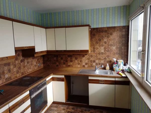 Immobilie in Neuhofen - Provisionsfrei! Helle 3-Zimmer-Wohnung mit Loggia und Panoramafenstern Nähe Badeweiher - Bild 4