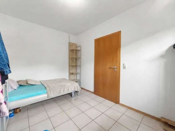 Immobilie in Ebersburg - Talau: Gepflegtes Reihenendhaus mit Galerie, Garten, Garage und Carport - Bild 4