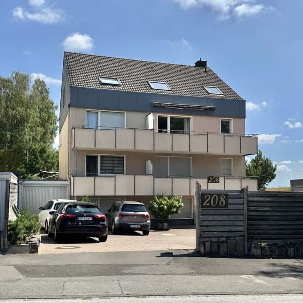 Immobilie in Witten - TEAM 4you: „Wohnen und Investieren – gepflegtes MFH mit Maisonettewohnung und 6 Apartment - Bild 1