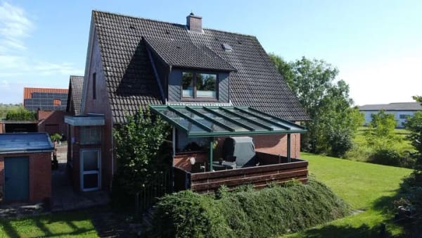 Immobilie in Jork - Zwei Wohnungen unter einem Dach – Zweifamilienhaus mit Vollkeller und Garage - Bild 2