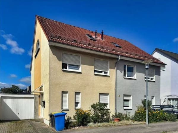 Immobilie in Fredersdorf-Vogelsdorf - Vermietete Doppelhaushälfte mit Garage in ruhiger Wohnlage von Fredersdorf-Vogelsdorf - Bild 0