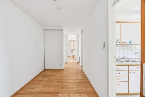 Immobilie in Affalterbach - 2,5-Zimmer-Wohnung mit EBK, Tiefgarage und Keller – bezugsfrei in Affalterbach - Bild 2