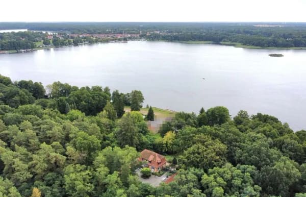 Immobilie in Lindow (Mark) - Villa am See - mediterranes Flair in besonderer Lage - Bild 0