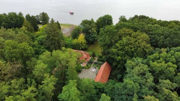 Immobilie in Lindow (Mark) - Villa am See - mediterranes Flair in besonderer Lage - Bild 1