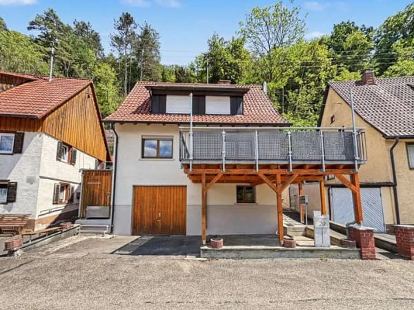 Immobilie in Veringenstadt - Einziehen und Wohlfühlen: Gepflegtes Einfamilienhaus mit Kaminofen in Veringenstadt - Bild 0
