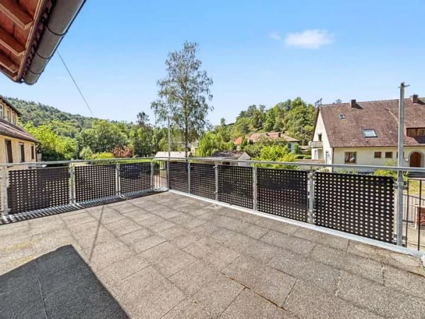 Immobilie in Veringenstadt - Einziehen und Wohlfühlen: Gepflegtes Einfamilienhaus mit Kaminofen in Veringenstadt - Bild 2