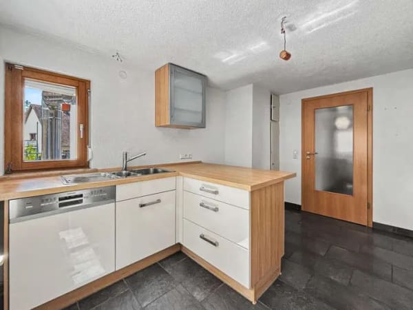 Immobilie in Veringenstadt - Einziehen und Wohlfühlen: Gepflegtes Einfamilienhaus mit Kaminofen in Veringenstadt - Bild 3