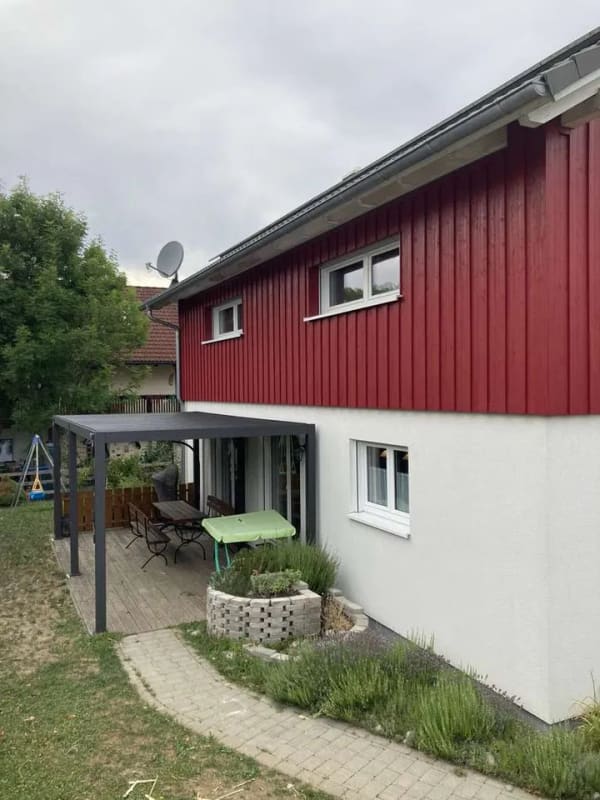 Immobilie in Schmiechen - Freistehendes Einfamilienhaus mit sonnigem Garten - Ideal für Familien - Bild 0