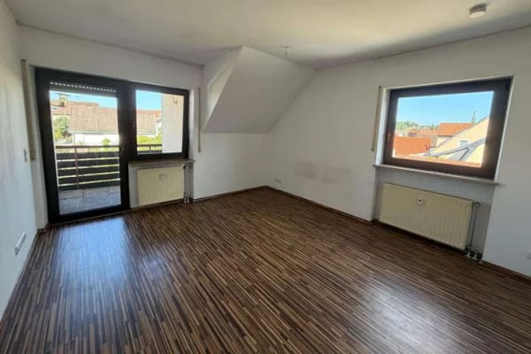 Immobilie in Hersbruck - Charmante 2-Zimmer-Dachgeschosswohnung in Hersbruck  - Bild 1