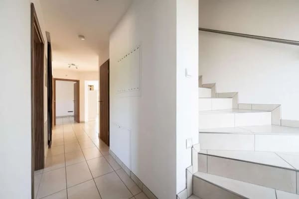 Immobilie in Kirchberg - Ihr Rückzugsort im Grünen, energieeffizient mit viel Raum zum Leben, Haus im Haus in Kirchberg - Bild 2