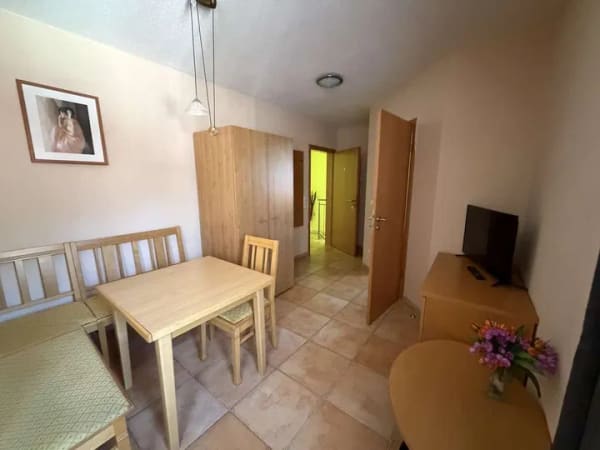 Immobilie in Pottenstein - Großzügige Immobilie mit Gästebereichen, Sauna, Jacuzzi und 890 m² Grundstück - Bild 1