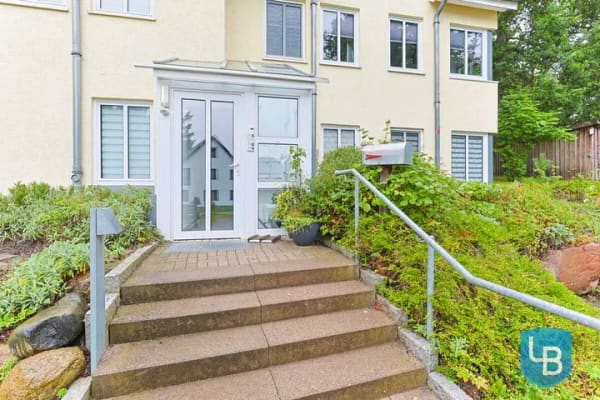 Immobilie in Bösdorf - Wohnen auf drei Ebenen – helle Split-Level-Wohnung mit Balkon - Bild 1