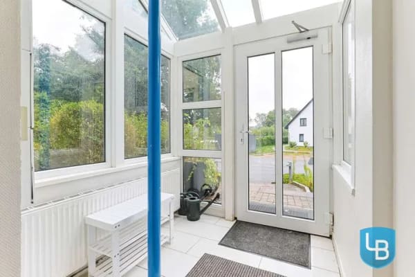 Immobilie in Bösdorf - Wohnen auf drei Ebenen – helle Split-Level-Wohnung mit Balkon - Bild 2