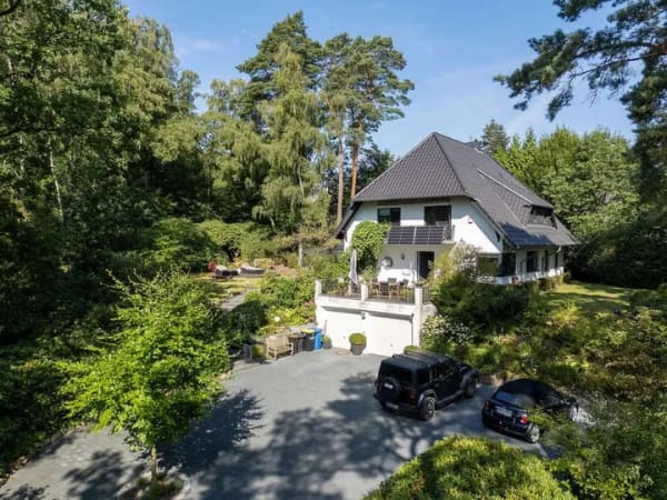 Immobilie in Salzhausen - Neues Dach, neue Fenster - Modernisiertes Einfamilienhaus auf großem Grundstück - Bild 0