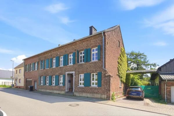 Immobilie in Bedburg - Historisches Juwel mit Zukunftspotenzial: Denkmalgeschützte Hofanlage auf über 2.500 m² in Bedburg! - Bild 1