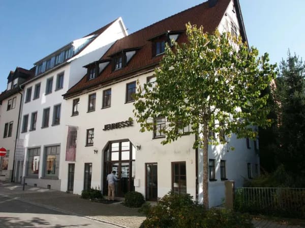 Immobilie in Albstadt - Zentrum Albstadt: Schönes seltenes 5-FH: Über 7 % Rendite - Bild 0