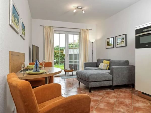 Immobilie in Insel Poel - Ruhig und idyllisch - tolle Ferienwohnung in Kirchdorf zu verkaufen - Bild 1