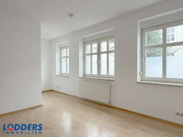 Immobilie in Stendal - Charmante 1-Zimmer-Eigentumswohnung mit Stellplatz und Einbauküche in Stendal - Bild 1