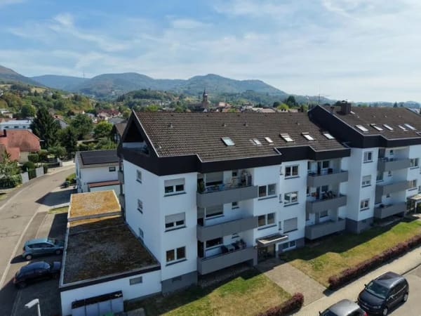Immobilie in Lauf - Dachgeschosswohnung in Lauf - Bild 2