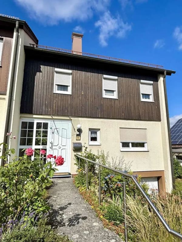 Immobilie in Langenburg - Familienfreundliches Reihenendhaus in ruhiger Lage.. - Bild 1