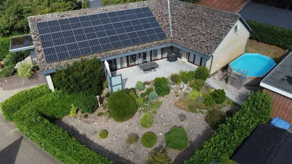 Immobilie in Sauensiek - modernisierter 5-Zimmer-Bungalow mit Vollkeller & Pool - Bild 0