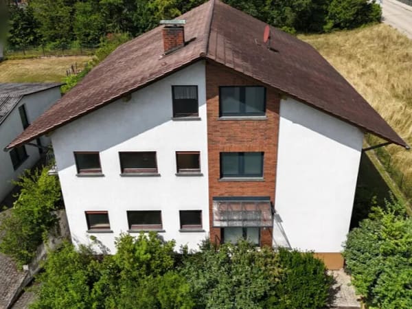 Immobilie in Rauenberg - Einladendes Mehrgenerationenhaus mit Nebengebäude auf großem Grundstück in guter Wohnlage - Bild 2