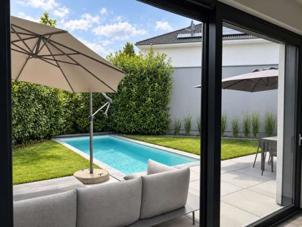 Immobilie in Weisenheim am Berg - Einfamilienhaus mit 210 m² Wohn- und Nutzfläche + Terrasse mit Pool in Weisenheim am Berg - Bild 2