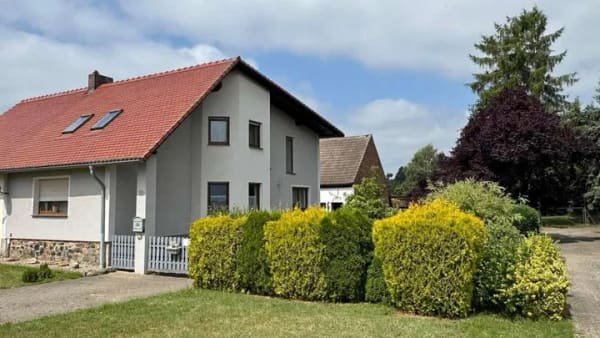 Immobilie in Schenkendöbern - Großzügiges Zuhause im Grünen - Bild 0