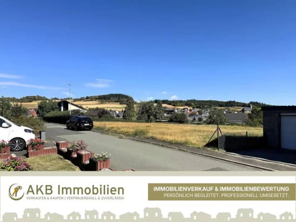 Immobilie in Bad Endbach - Einfamilienhaus, solide und naturnah - Bild 3
