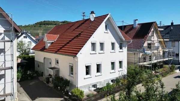 Immobilie in Metzingen - Gelegenheit im Ortskern : Altbau mit Scheune und Hof – Substanz mit Potential und kurzen Wegen - Bild 0